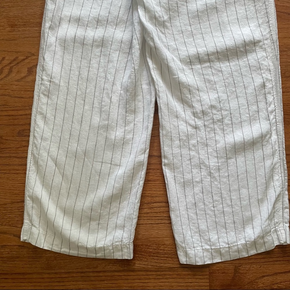Athleta Bali White Silver Gray Striped Crop Pants size 10 T - Picture 8 of 12